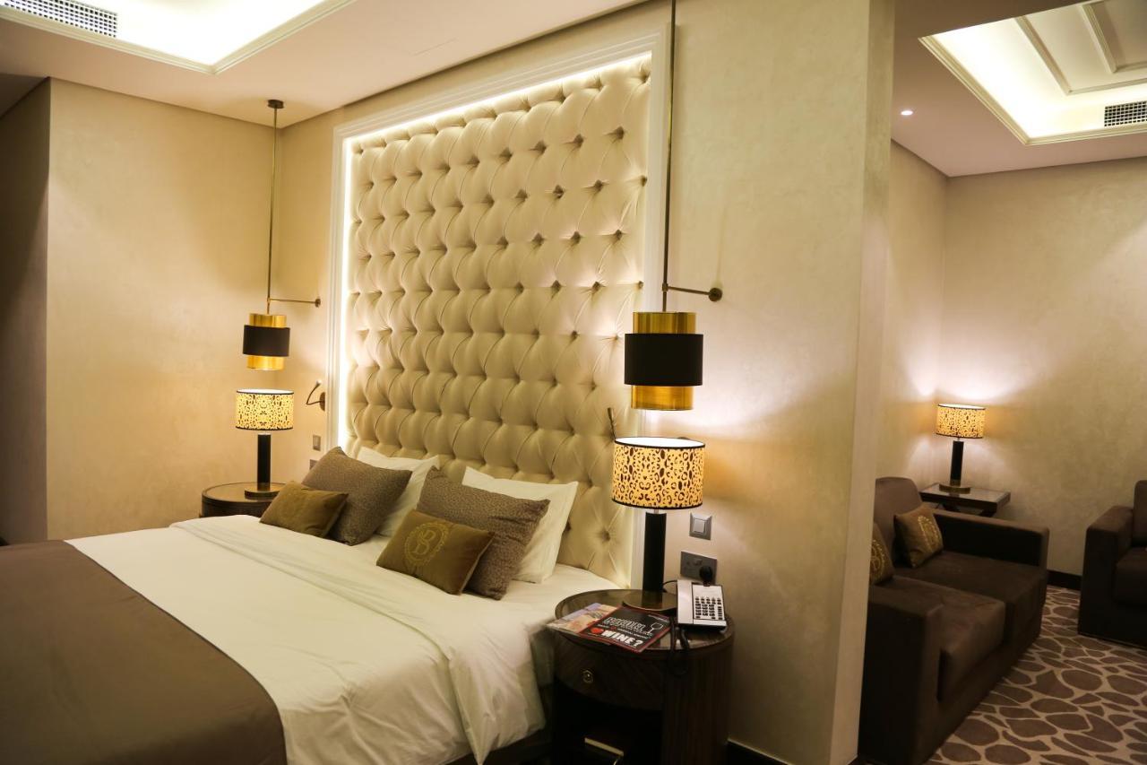 דוחה The B Premiere Hotel מראה חיצוני תמונה