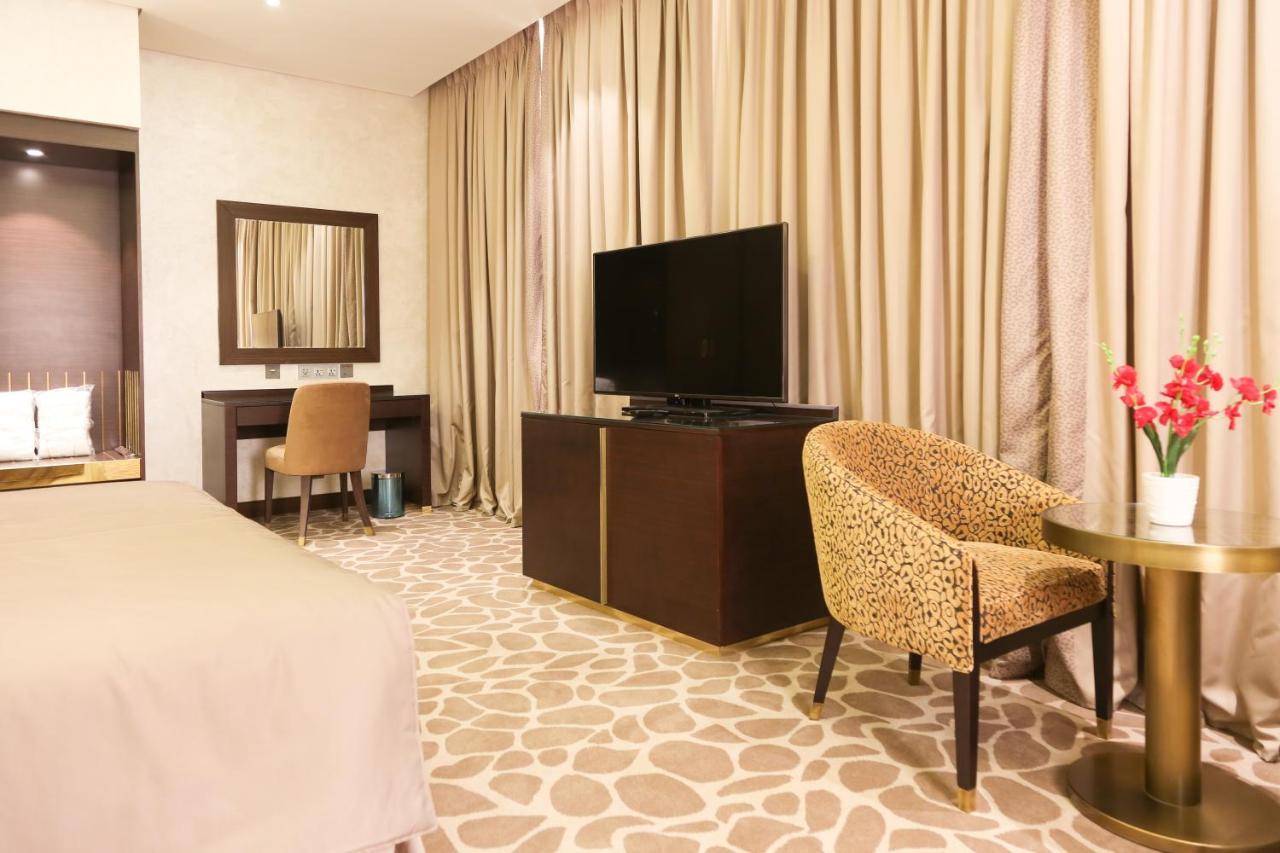 דוחה The B Premiere Hotel מראה חיצוני תמונה